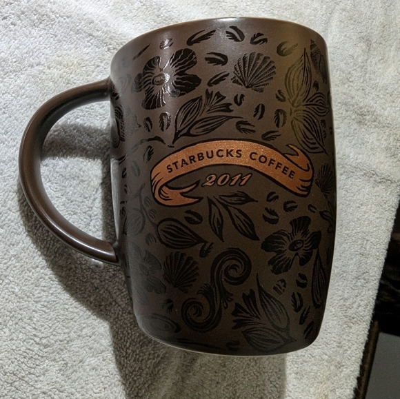 Starbucks 40th anniversary mug - Picture 3 of 5